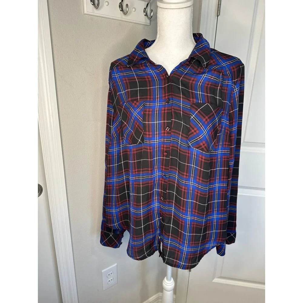 Torrid - Picture 1 of 4